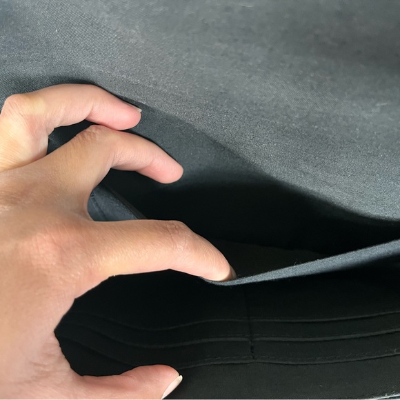 Guess Black Clutch - Picture 6 of 7